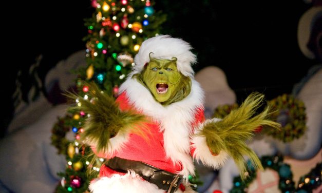 Universal Studios Hollywood Brings On The Holiday Cheer With ‘Grinchmas’ And Christmas In The Wizarding World