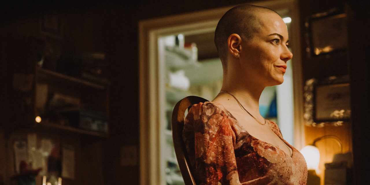 ‘Bugonia’ Trailer: Emma Stone Might Be An Alien Trying to Destroy Earth