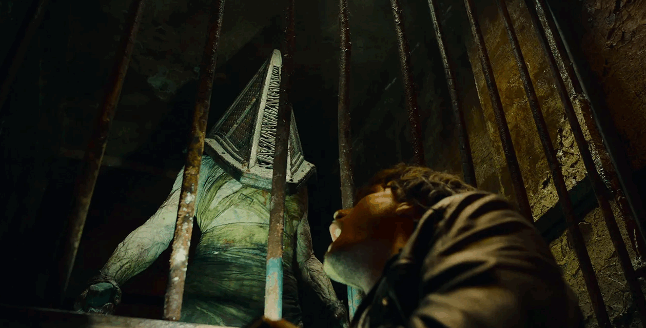 ‘Return To Silent Hill” Teaser Trailer: Pyramid Head Is Back