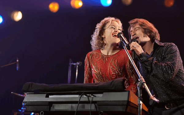 ‘Song Sung Blue’ Hugh Jackman And Kate Hudson Team Up For A Neil Diamond Tribute Band [Trailer]