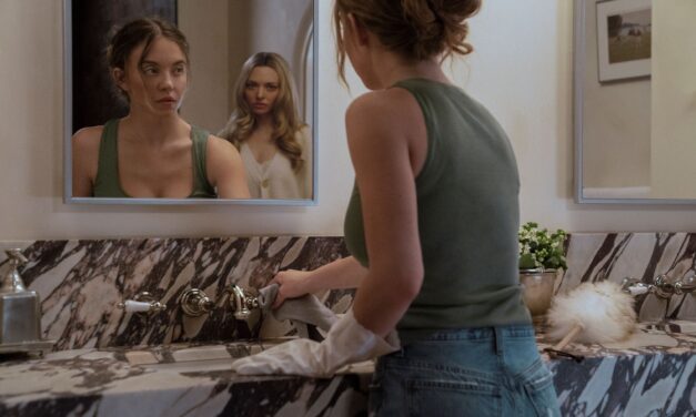 First Look at Sydney Sweeney & Amanda Seyfried in Thriller ‘The Housemaid’