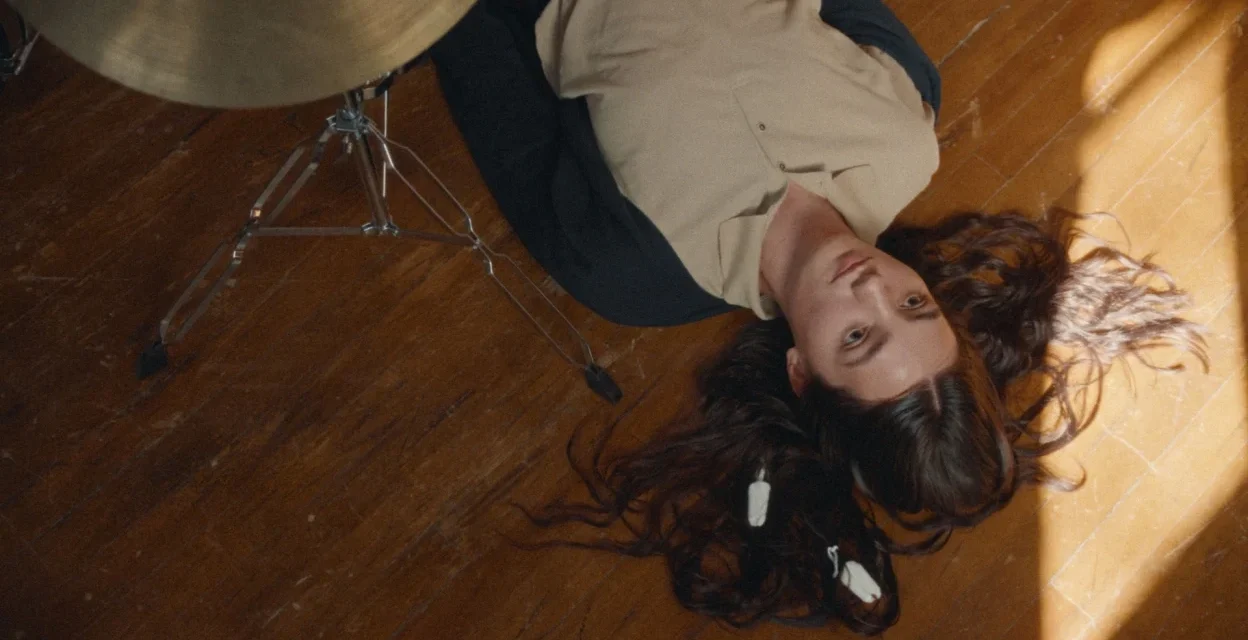 Edie Arnold Is a Loser Review: Punk Rebellion Powers a Charming Coming-of-Age Story